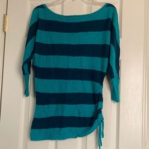 🟢 Express Women’s Striped Shirt (size xs)
